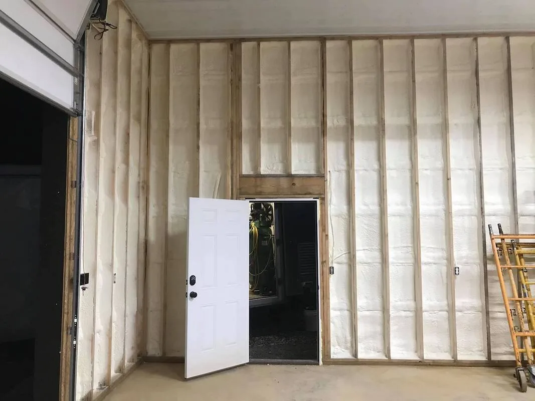 Jasa Ballroom Polyurethane Foam Spray Murah #1